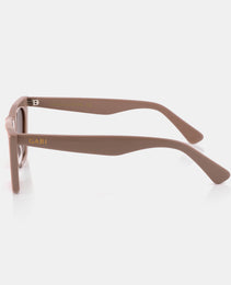 Lemuria, Beige