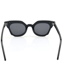 Aluinn, Black