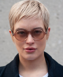 Inga, Beige