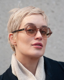 Inga, Beige